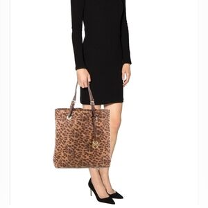 Michael‎ Michael Kors Animal Print  Leather Straps Large Tote Bag